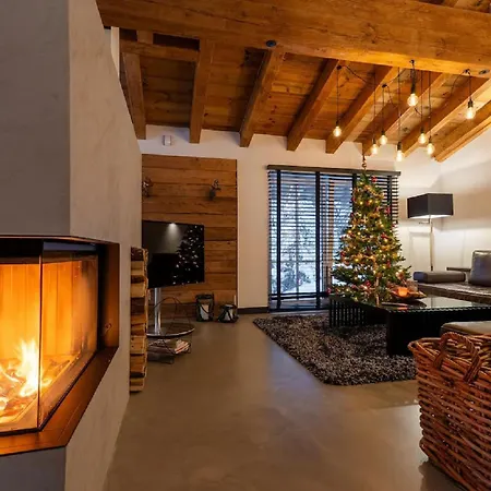 Exquisite Contemporary Chalet Recently Completed Apartment *